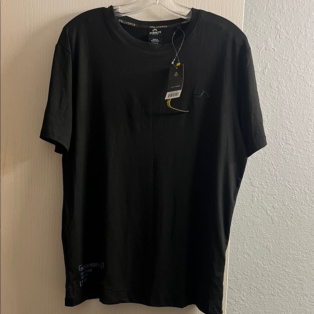 Stylish Black Men's Tee by Billabong